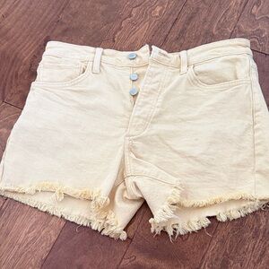 Women's yellow Frayed Hem Shorts
